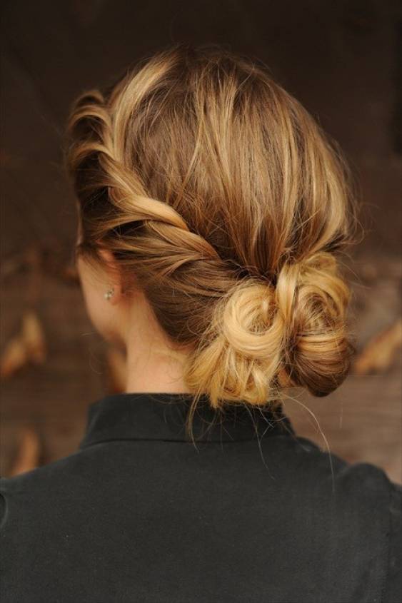 trUe Salon twisted bun